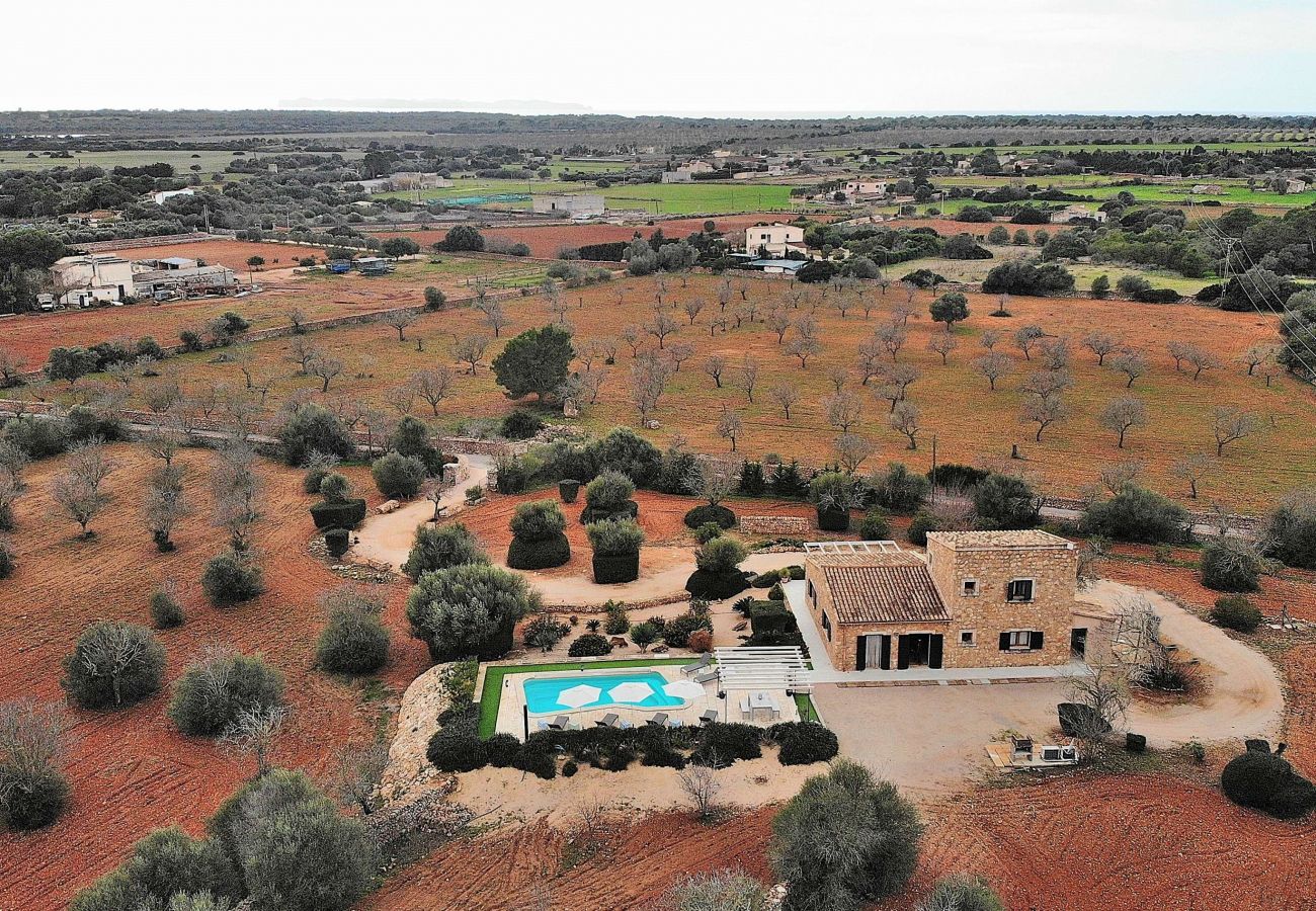 Villa à Ses Salines - Can Xesquet Camí de Morell 169 merveilleuse maison de campagne avec piscine privée, terrasse, climatisation et WiFi