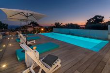 Villa de luxe avec piscine et vue sur la mer. Majorque