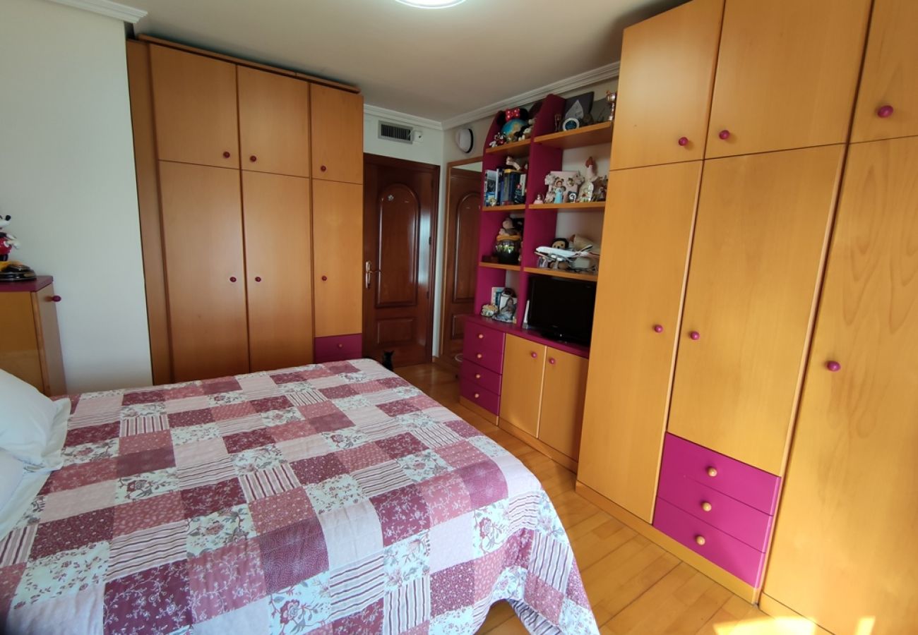 Appartement à Tarragona - V14 GRAND APPARTEMENT DE 5 CHAMBRES AVEC VUE SUR LA MER