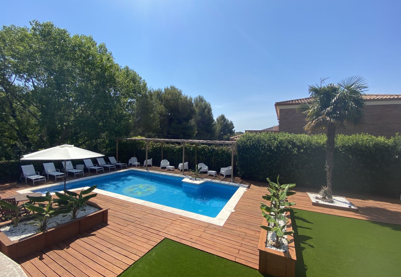 Villa à Segur de Calafell - R119 Large house for 12 people with garden and pool