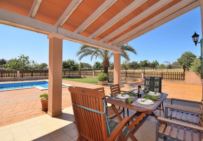 Domaine à Santa Margalida - Ballester 034 fantastique finca avec piscine privée, grande terrasse, barbecue et air conditionné