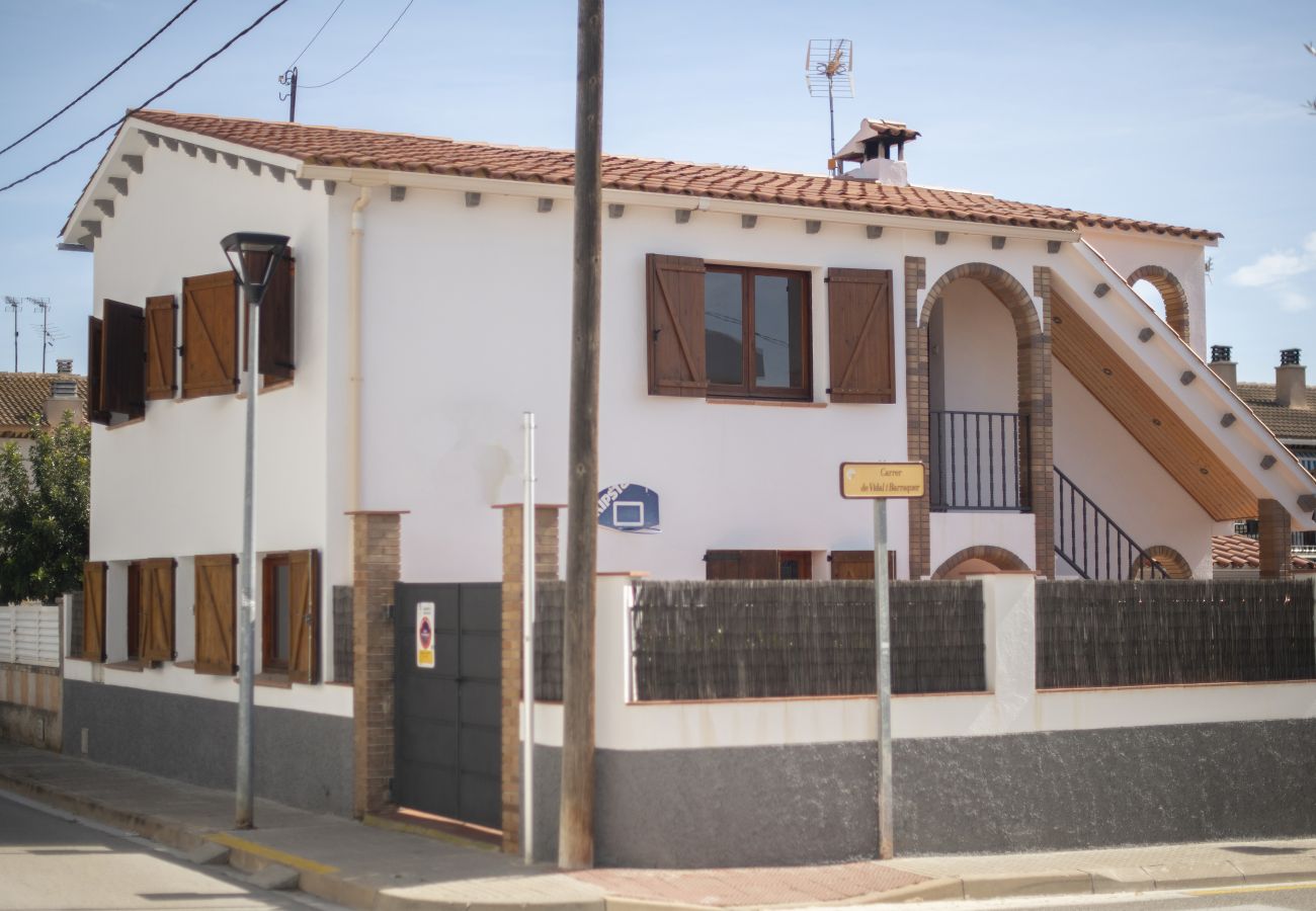 Villa à Roda de Barà - R145 Maison pour deux familles à Roda de bara