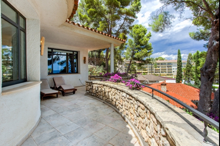 image TH06 Villa · Miami Platja · 6 dormitorios · 12 camas · 4 baños 24