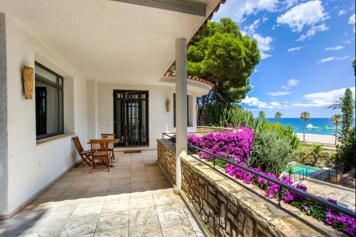 image TH06 Villa · Miami Platja · 6 dormitorios · 12 camas · 4 baños 25