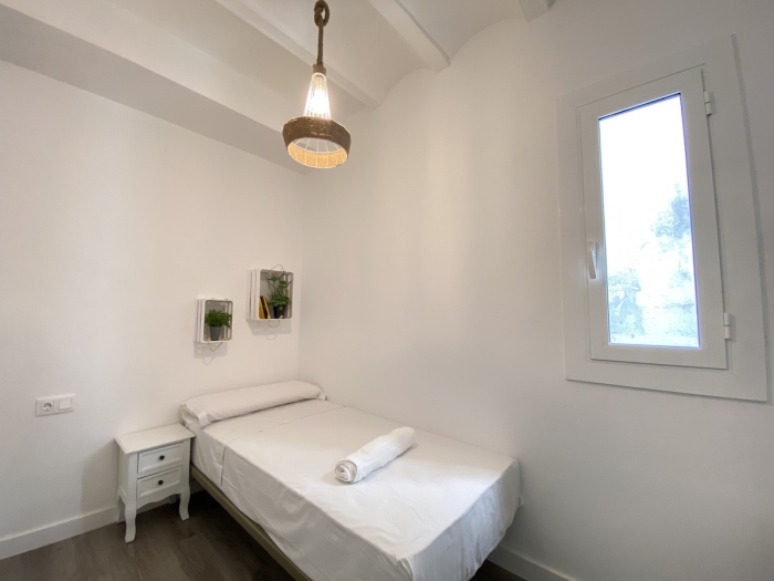 image TH10 Apartamento · Tarragona · 3 dormitorios · 3 camas · 1 baño 7