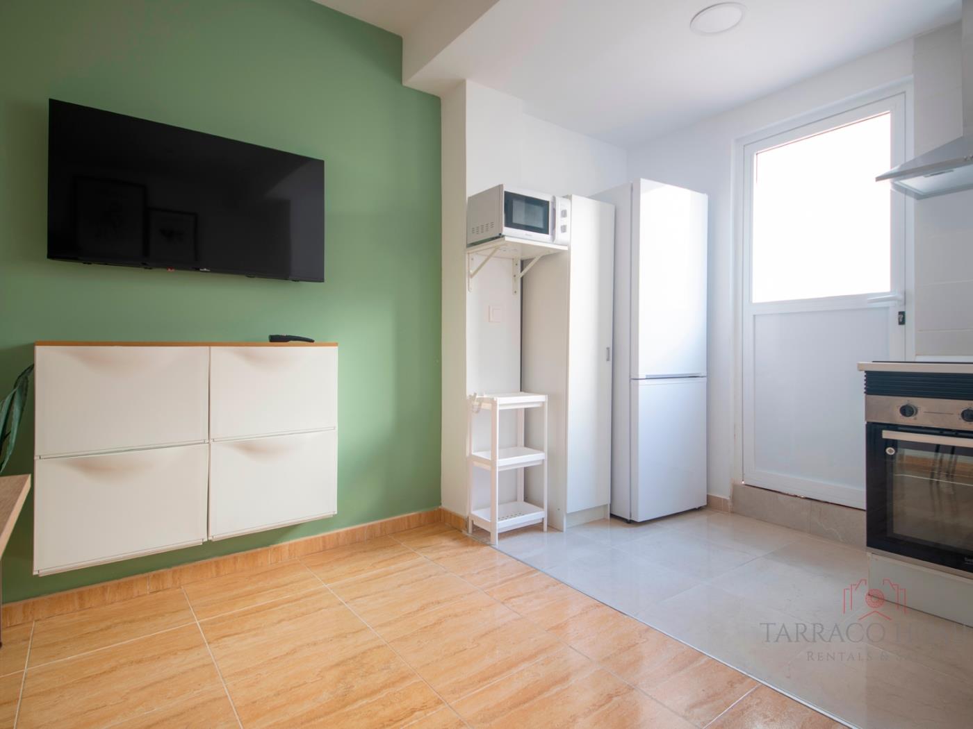 image TH08 Apartamento Moderno con Patio Privado 11