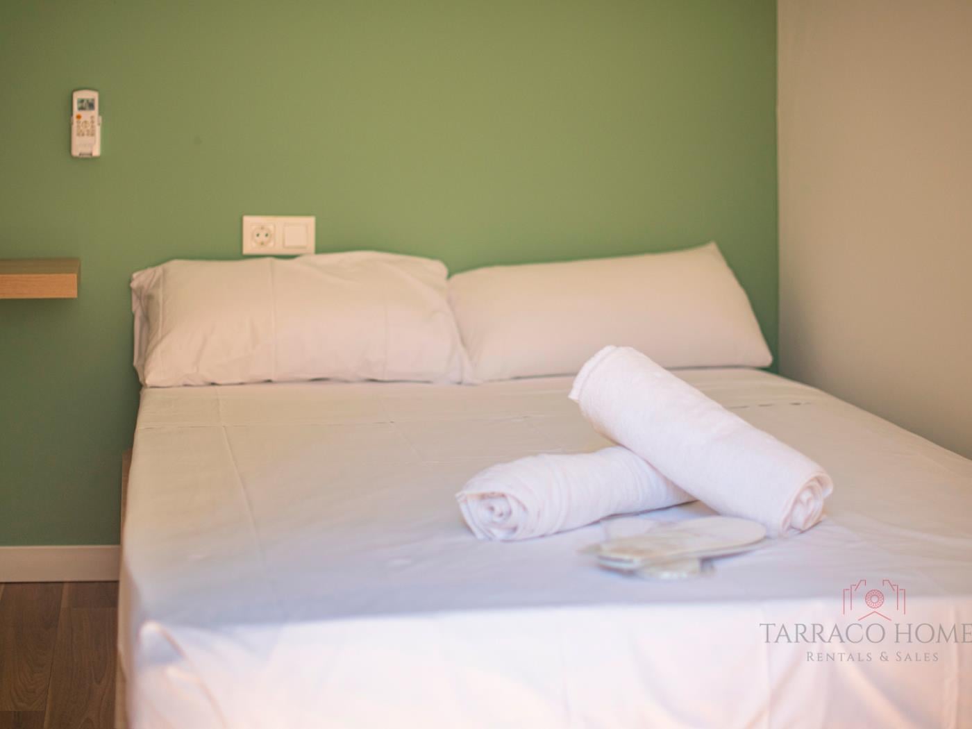 image TH08 Apartamento Moderno con Patio Privado 34