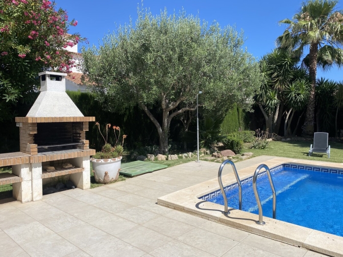 image TH11 Villa · Cambrils · 4 dormitorios · 6 camas · 3,5 baños 16