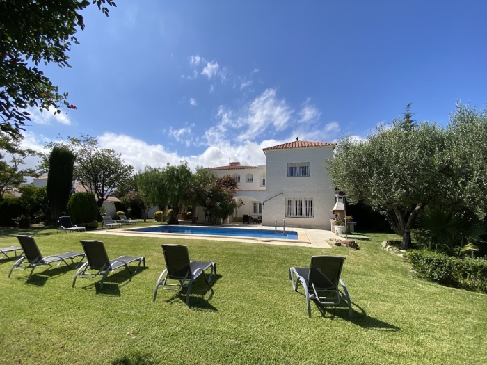 image TH11 Villa · Cambrils · 4 dormitorios · 6 camas · 3,5 baños 20