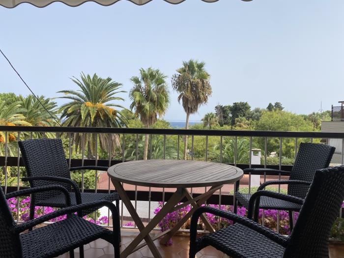th123 Apartamento · Tarragona · 1 dormitorio · 2 camas · 1 baño