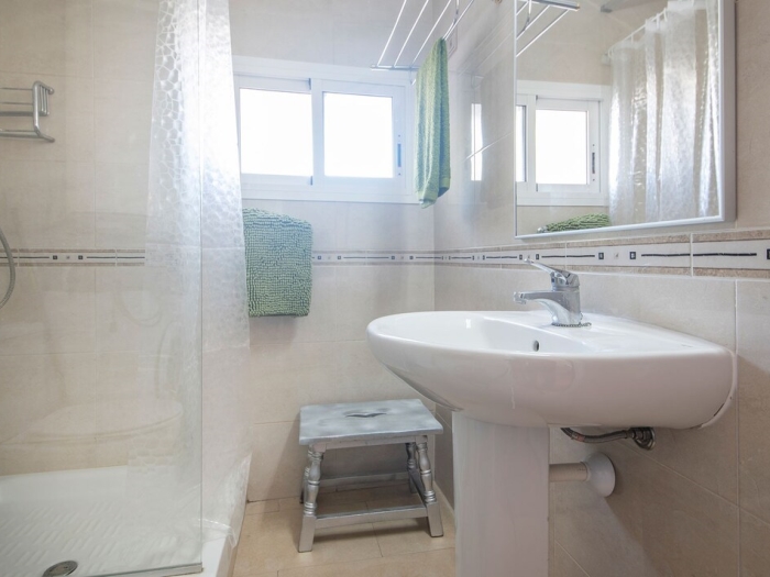 image th123 Apartamento · Tarragona · 1 dormitorio · 2 camas · 1 baño 10