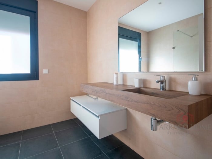 image TH130 Villa · El Catllar · 5 dormitorios · 6 camas · 4 baños 26