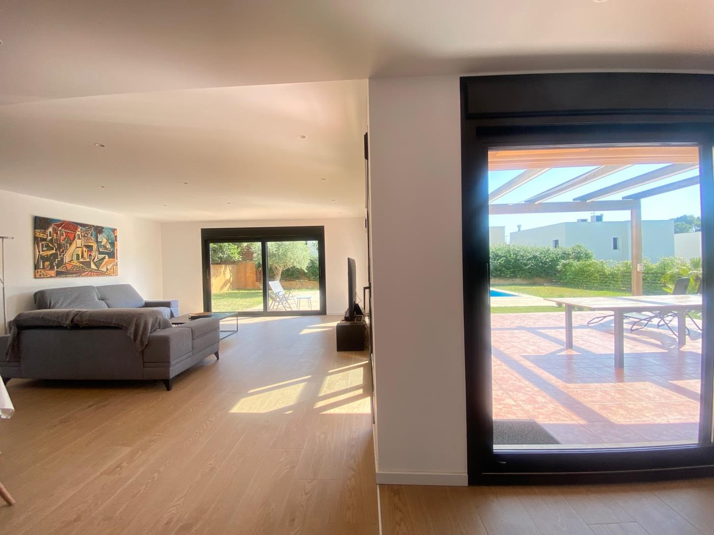 image TH130 Villa · El Catllar · 5 dormitorios · 6 camas · 4 baños 4