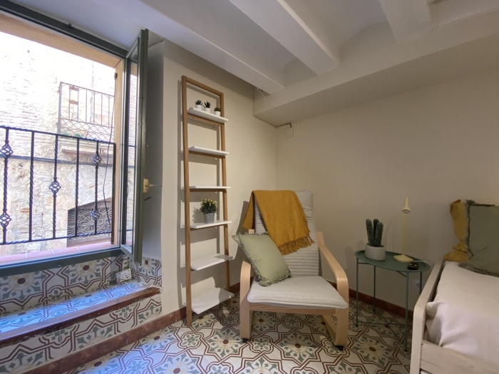 image th143 Aartamento · Tarragona · estudio · 2 camas · 1 baño 2