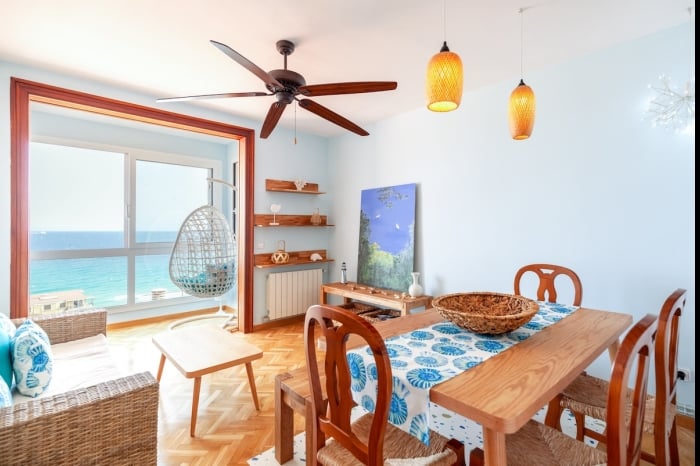 th163 Apartamento · Tarragona · 3 dormitorios · 3 camas · 2 baños