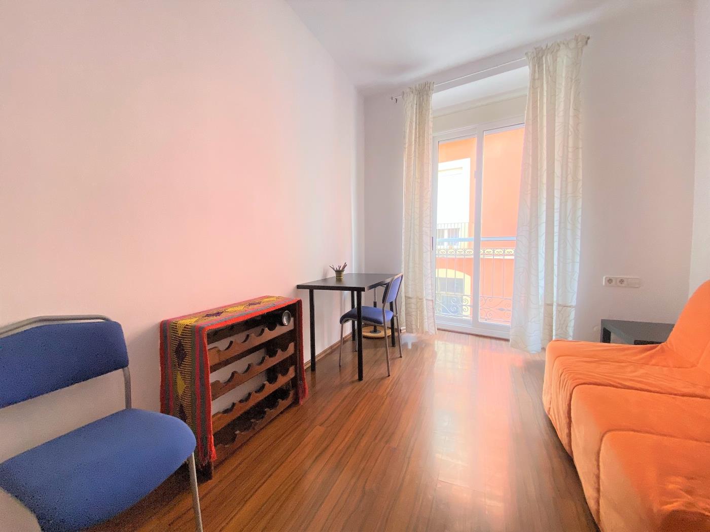 image th17 Apartamento · Tarragona · 3 dormitorios · 3 camas · 2 baños 10