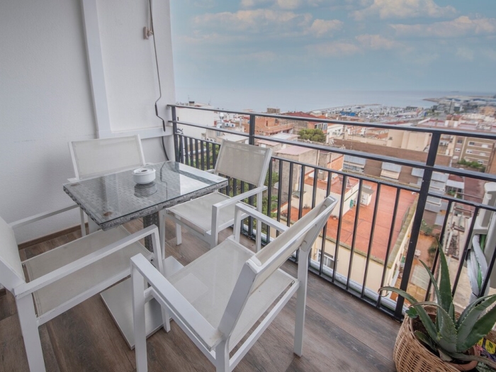 image th139 Apartamento · Tarragona · 3 dormitorios · 4 camas · 2 baños 16