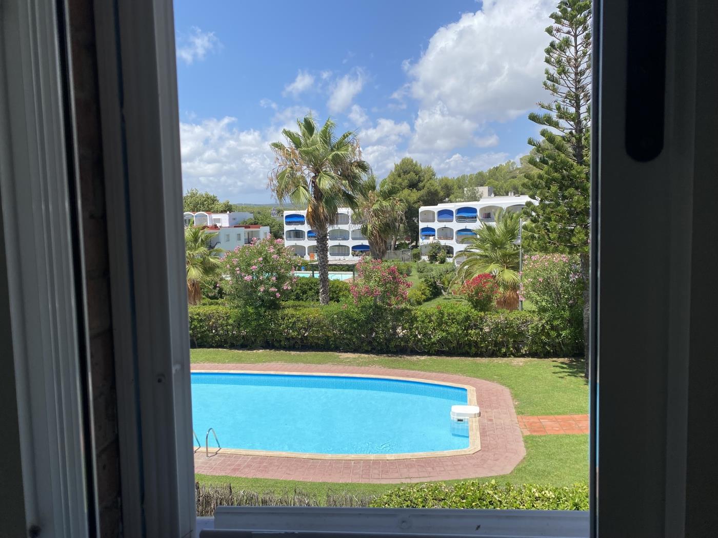 image Th29 Deluxe beachfront apartment in La Mora-Tamarit 14