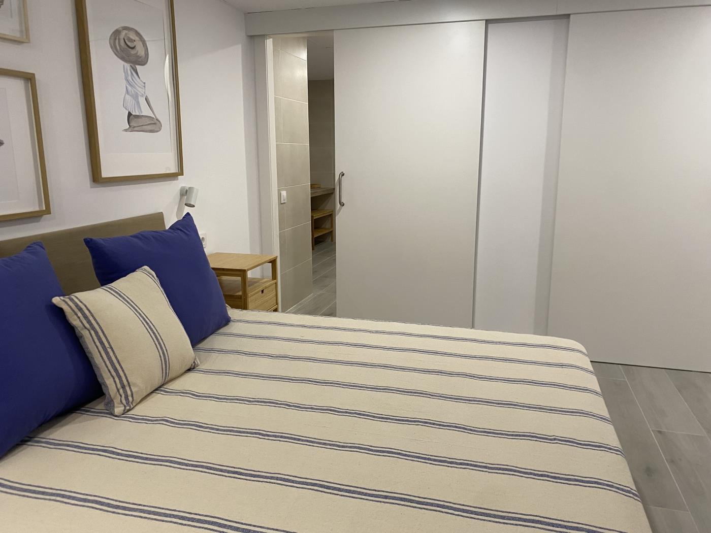 image Th29 Deluxe beachfront apartment in La Mora-Tamarit 31