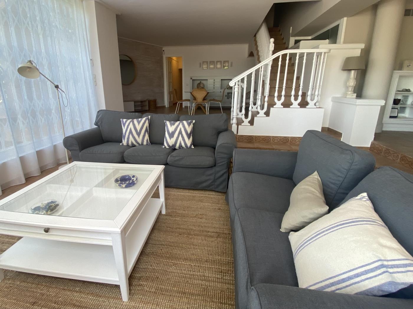 image Th29 Deluxe beachfront apartment in La Mora-Tamarit 6