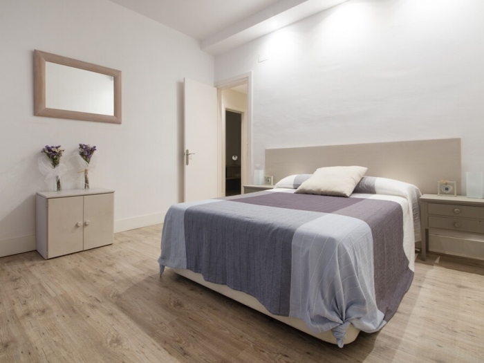image th37 Apartamento · Tarragona · 4 dormitorios · 1 baño 4