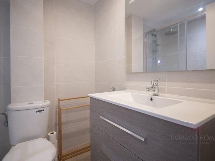 image th64 Apartamento · Tarragona · 2 dormitorios ·1,5 baños 19