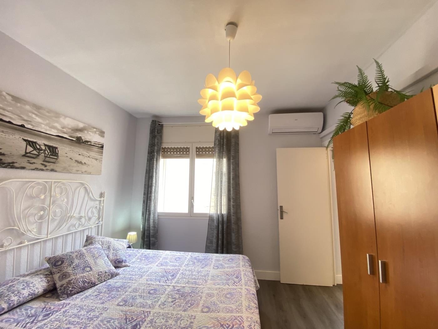 image th14 Spacious Apartment on La Mora Beach 13