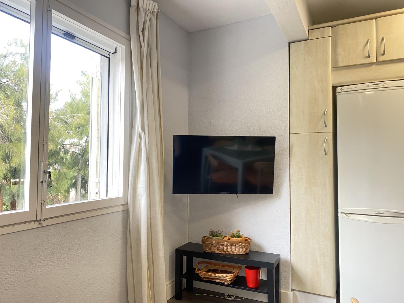 image th14 Spacious Apartment on La Mora Beach 8