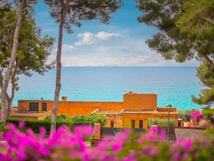 image TH100 Villa en Tamarit con vistas al mar 3