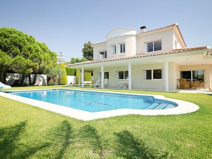 R11 Villa Blanca Calafell