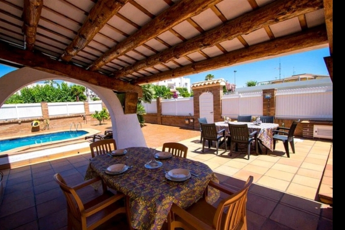 image R116 Villa con piscina en Cunit 14