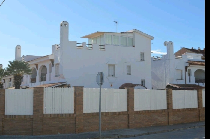 image R116 Villa con piscina en Cunit 17
