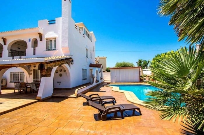image R116 Villa con piscina en Cunit 20