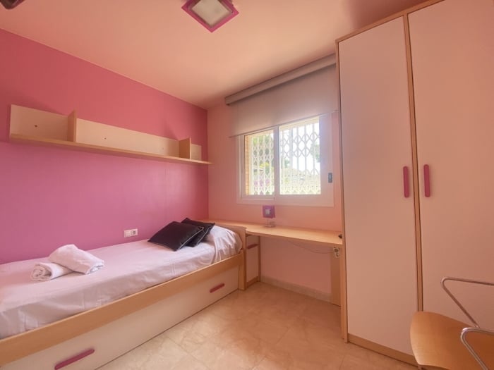 image R134 Sunny Villa Calafell 34