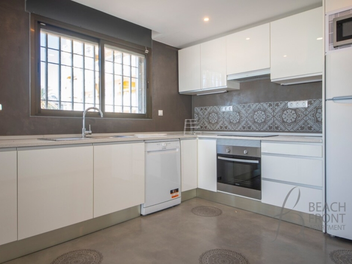 image R139 Apartament beachfront Guillem 13