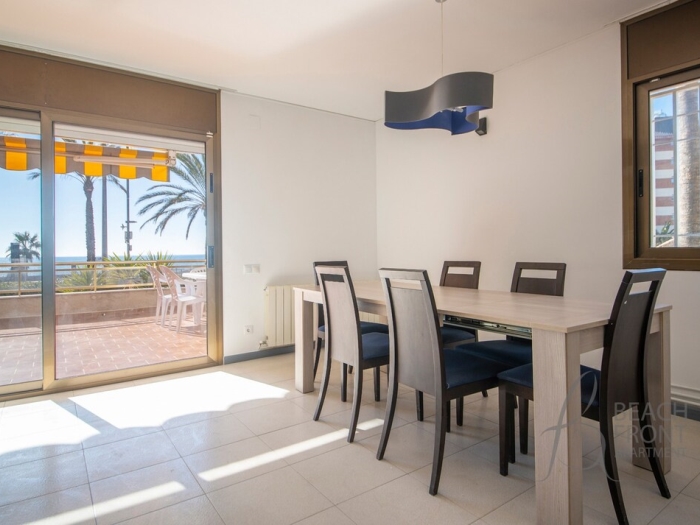 image R139 Apartament beachfront Guillem 5