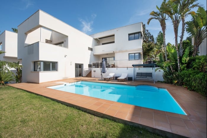 image R144 Villa Anna See View 1