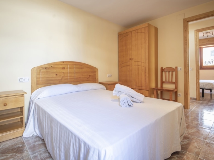 image R145 Villa en Roda de Bera 10