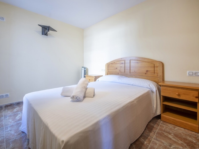 image R145 Villa en Roda de Bera 1