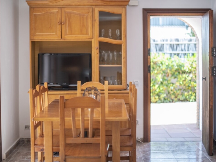 image R145 Villa en Roda de Bera 24