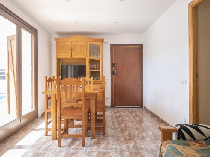 image R145 Villa en Roda de Bera 2