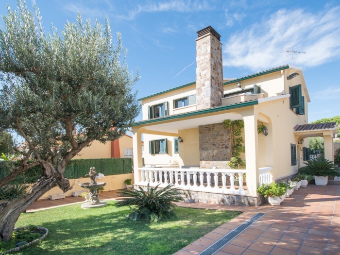 image R15 Villa Marinada 1