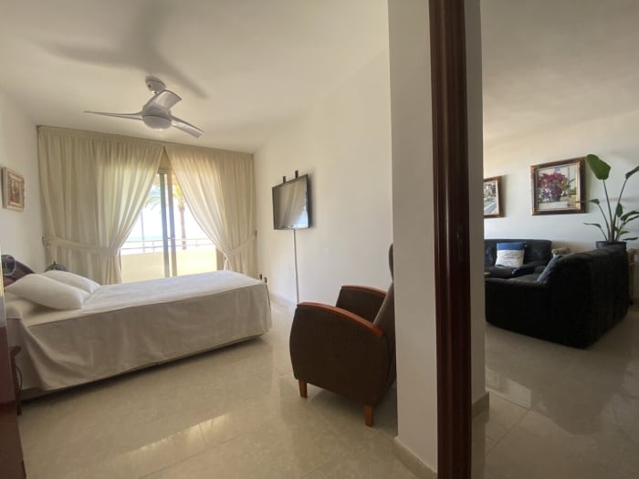 image R151 Beachfrontapartment Calafell 23