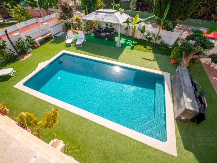image R153 Villa con Piscina en Coma-ruga 35