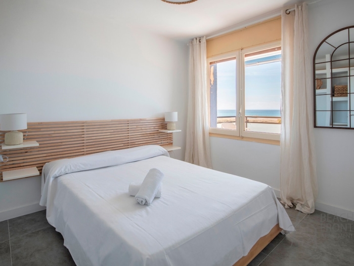 image R154 Beachfrontapartment 2º 6