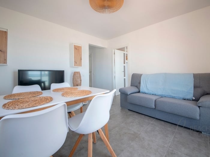 image R155 Beachfrontapartment 3 3