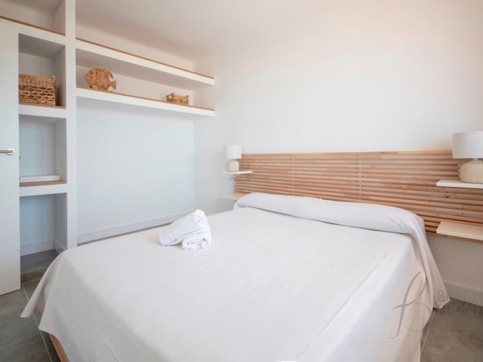 image R155 Beachfrontapartment 3 7