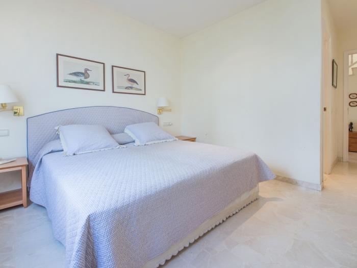image R5 Casa Coma ruga con piscina y parking 15