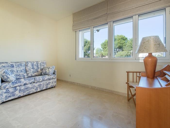 image R5 Casa Coma ruga con piscina y parking 23