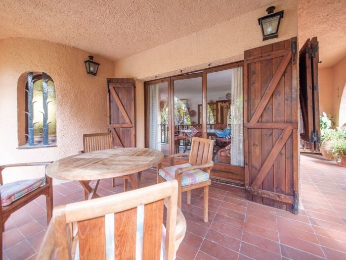 image R84 Villa con Piscina y pista de Tenis 31